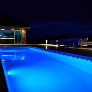 https://chateau-boussas.midi-pyreneeshotels.com