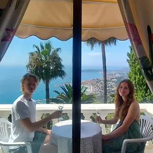 https://olguita.fr-provencehotel.com